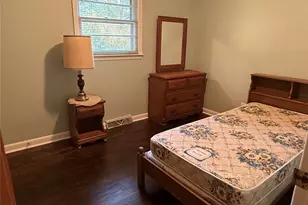 928 Beaumont Ave, Greensboro, NC 27401 - Photo 15