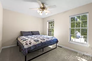 8908 Steinbeck Ct, Charlotte, NC 28216 - Photo 27