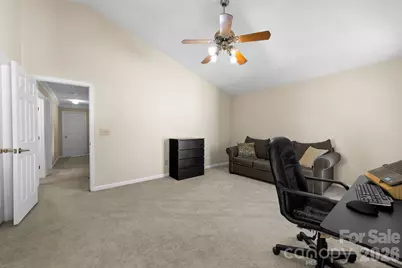 8908 Steinbeck Court, Charlotte, NC 28216 - Photo 35