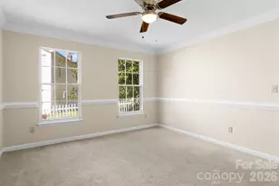8908 Steinbeck Ct, Charlotte, NC 28216 - Photo 7