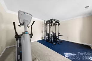 8908 Steinbeck Ct, Charlotte, NC 28216 - Photo 5