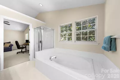 8908 Steinbeck Court, Charlotte, NC 28216 - Photo 33