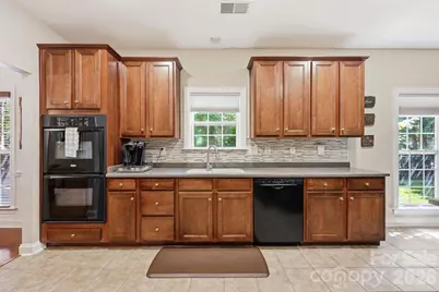 4405 Squirrel Trail Lane #26, Charlotte, NC 28269 - Photo 5
