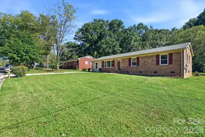 754 Vancouver Lane, Gastonia, NC 28052 - Photo 3