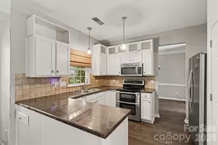 9423 Willow Tree Ln, Charlotte, NC 28277 - Photo 13