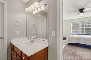 9423 Willow Tree Ln, Charlotte, NC 28277 - Photo 21