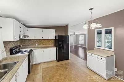 111 Mountain Brook Drive, Bessemer City, NC 28016 - Photo 5