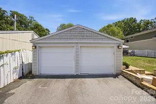 2017 Wilhelmina Ave, Charlotte, NC 28205 - Photo 39