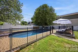 2017 Wilhelmina Ave, Charlotte, NC 28205 - Photo 37