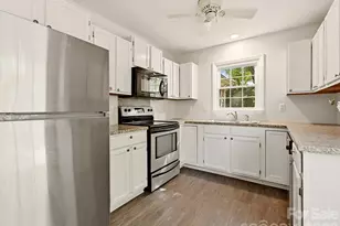3105 Stone Orchard Pl, Charlotte, NC 28209 - Photo 11