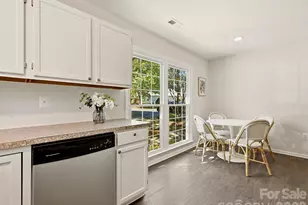 3105 Stone Orchard Pl, Charlotte, NC 28209 - Photo 13