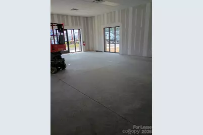 635 S Broadway Street, Forest City, NC 28043 - Photo 5