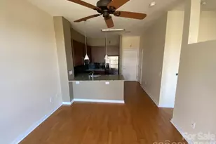 525 E 6th St, Charlotte, NC 28202 - Photo 5