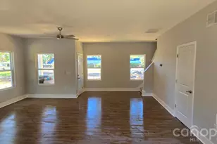 8310 McClure Cir, Charlotte, NC 28216 - Photo 3