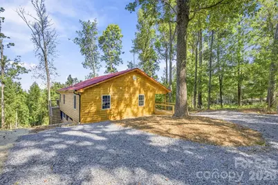 3530 Dogwood Lane, Morganton, NC 28655 - Photo 5