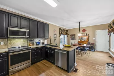 10639 Quarrier Drive, Cornelius, NC 28031 - Photo 11