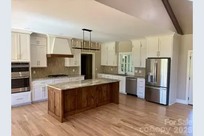 1041 Westward Drive, Granite Falls, NC 28630 - Photo 3