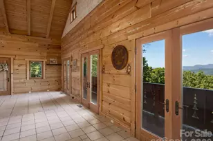 8 Edelweiss Ln, Swannanoa, NC 28778 - Photo 7