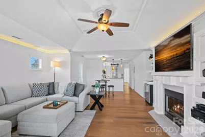 18797 Vineyard Point Lane, Cornelius, NC 28031 - Photo 11
