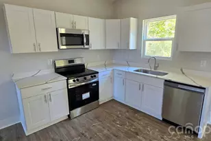 1117 Tennyson St, Charlotte, NC 28208 - Photo 3