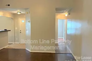 5441 Realtree Ln, Charlotte, NC 28214 - Photo 9