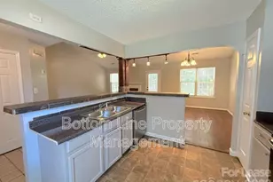 5441 Realtree Ln, Charlotte, NC 28214 - Photo 7
