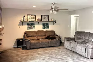 5867 Harris Grove Ln, Charlotte, NC 28212 - Photo 15