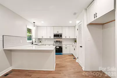 1902 19th Avenue NE, Hickory, NC 28601 - Photo 15