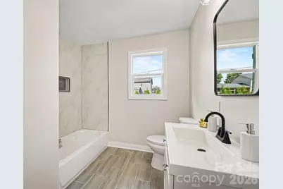 1902 19th Avenue NE, Hickory, NC 28601 - Photo 23