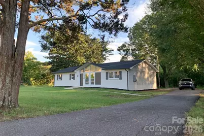 1902 19th Avenue NE, Hickory, NC 28601 - Photo 37