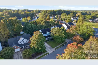 10212 Billingham Drive, Charlotte, NC 28269 - Photo 13