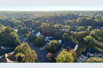 10212 Billingham Drive, Charlotte, NC 28269 - Photo 15