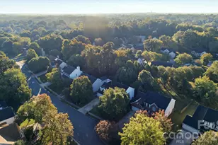 10212 Billingham Dr, Charlotte, NC 28269 - Photo 15