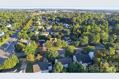 10212 Billingham Drive, Charlotte, NC 28269 - Photo 17