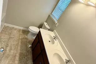 10162 Ballyclare Ct, Charlotte, NC 28213 - Photo 15