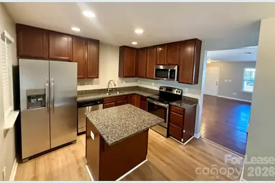 10162 Ballyclare Court, Charlotte, NC 28213 - Photo 7