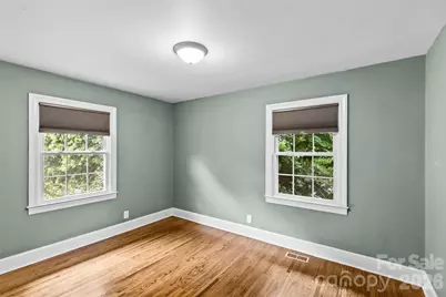 2538 Arnold Drive E, Charlotte, NC 28205 - Photo 29