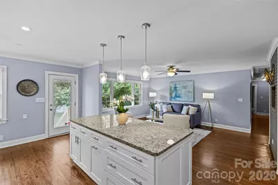 2538 Arnold Drive E, Charlotte, NC 28205 - Photo 19