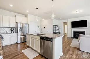 19020 Hawk Haven Ln, Charlotte, NC 28278 - Photo 11