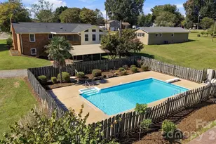 139 Greenlea Cir, Taylorsville, NC 28681 - Photo 3