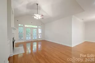 8845 Legacy Lake Ln, Charlotte, NC 28269 - Photo 5