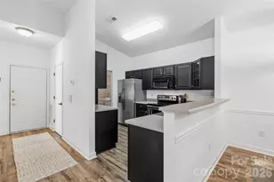12324 Copper Mountain Blvd, Charlotte, NC 28277 - Photo 5