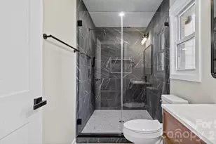708 Aintree Rd, Charlotte, NC 28215 - Photo 23