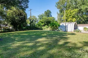 708 Aintree Rd, Charlotte, NC 28215 - Photo 33