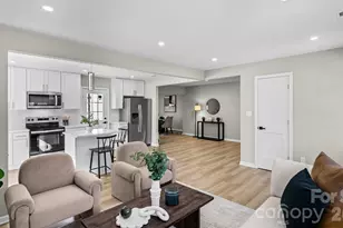 708 Aintree Rd, Charlotte, NC 28215 - Photo 9