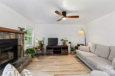 602 Parkway Vista Drive, Asheville, NC 28805 - Photo 7