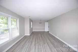 242 N Sharon Amity Road N, Charlotte, NC 28211 - Photo 3
