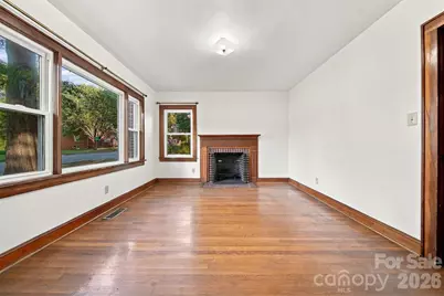203 W 21st Street, Newton, NC 28658 - Photo 5