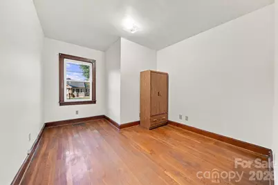 203 W 21st Street, Newton, NC 28658 - Photo 17
