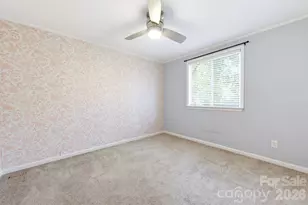 6901 Rollingridge Dr, Charlotte, NC 28211 - Photo 17